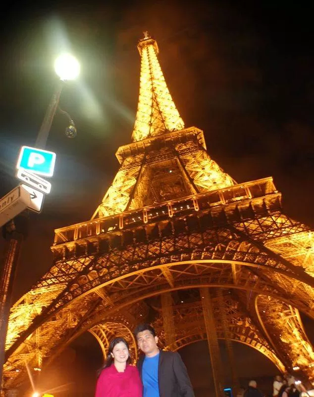 Photo of Eiffel Tower, Avenue Anatole France, Paris, France by Fran Sendiong-Dacono
