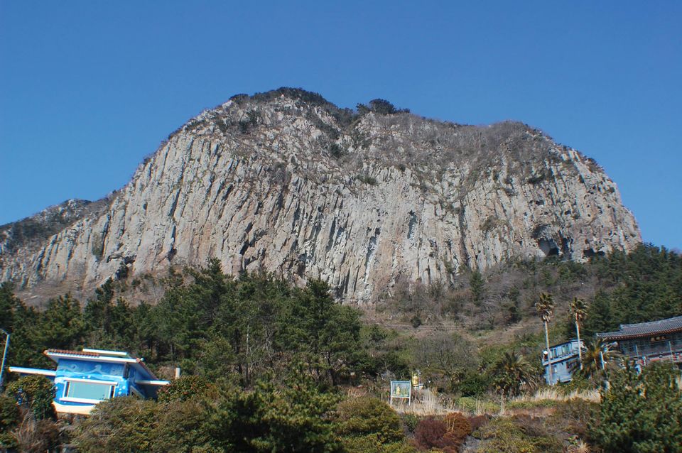 Photo of Winter Jeju Island & Seoul, South Korea FraMen Travels 91/136 by Fran Sendiong-Dacono