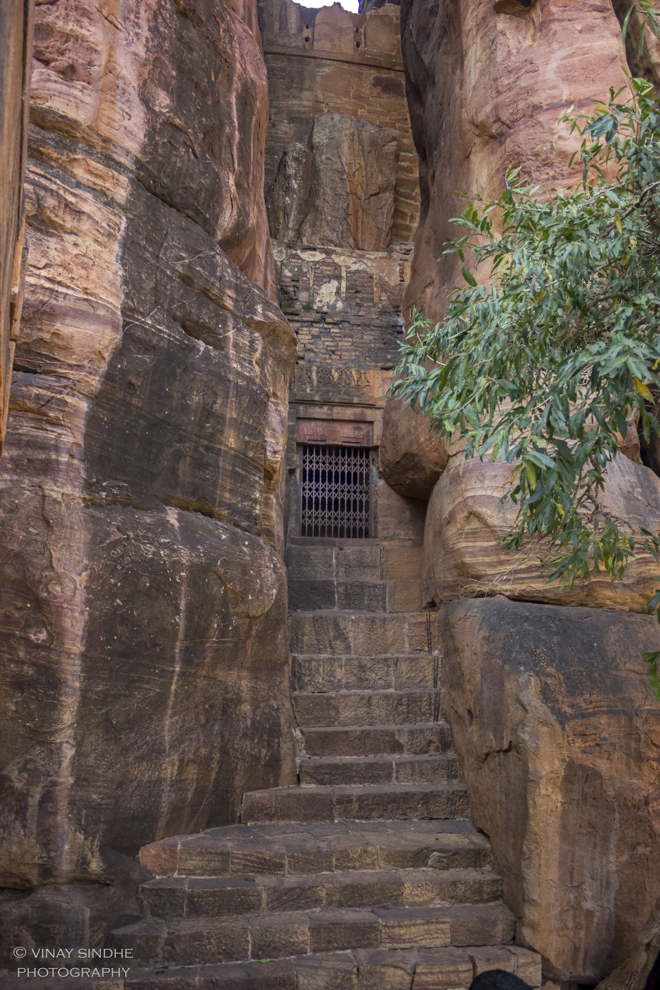 Photo of Badami Cave Temples, Badami, Karnataka, India by vinay sindhe