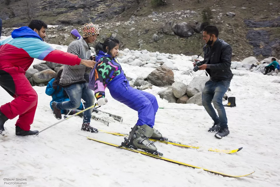 Photo of Solang Valley, Burwa, Himachal Pradesh, India by vinay sindhe