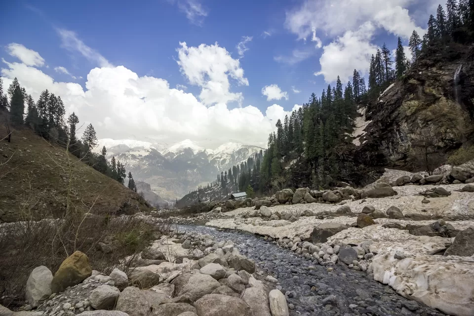 Photo of Solang Valley, Burwa, Himachal Pradesh, India by vinay sindhe