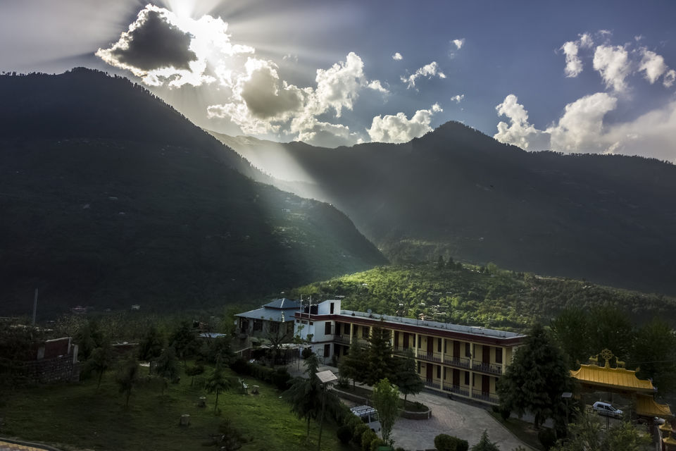 Photo of Kullu, Himachal Pradesh, India by vinay sindhe