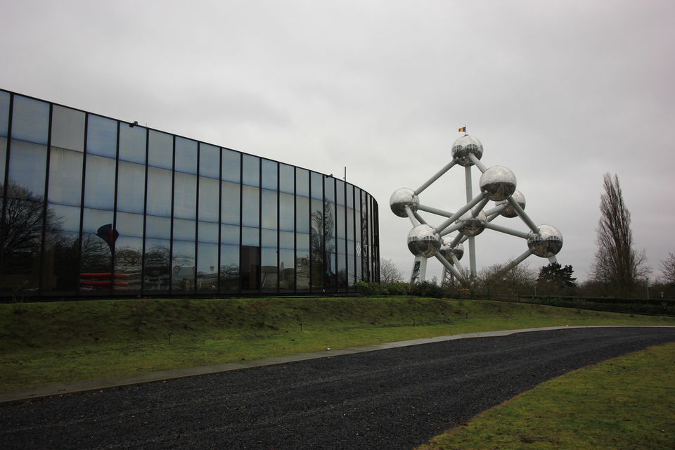 Photo of Atomium, Brussels, Belgium by vinay sindhe