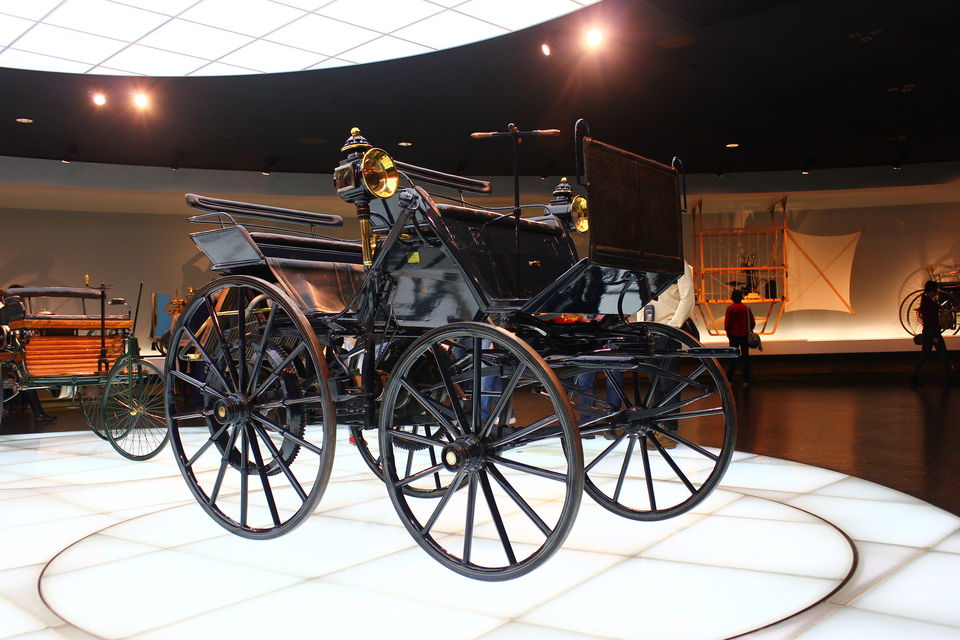 Photo of Mercedes Benz Museum - Where art meets purpose. 8/32 by vinay sindhe