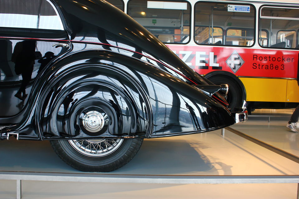 Photo of Mercedes Benz Museum - Where art meets purpose. 13/32 by vinay sindhe