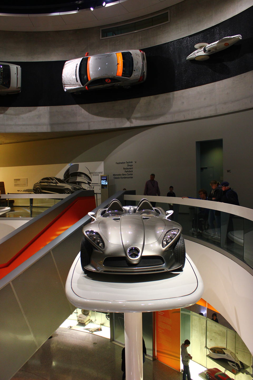 Photo of Mercedes Benz Museum - Where art meets purpose. 30/32 by vinay sindhe