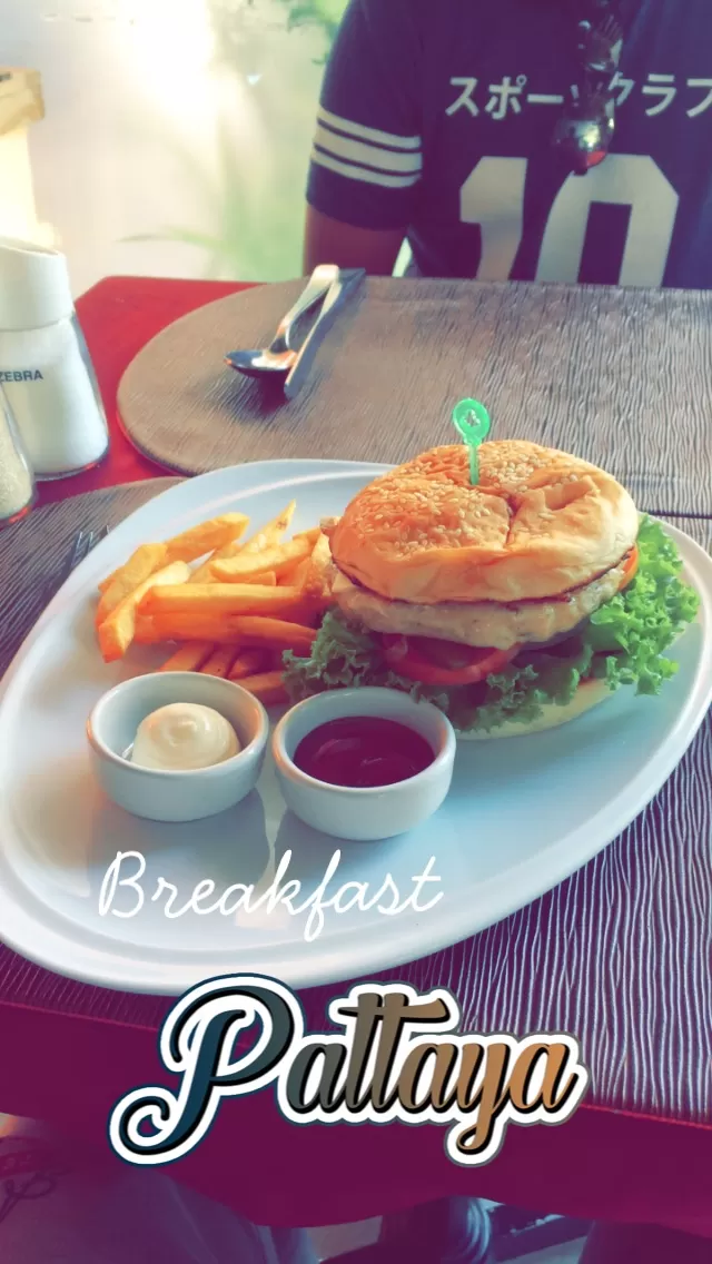 Photo of Citrus Parc Hotel Pattaya by Compass Hospitality, Thap Phraya 12, Pattaya City, Bang Lamung District, Chon Buri, Thailand by SARAVANAN KRISHNAN