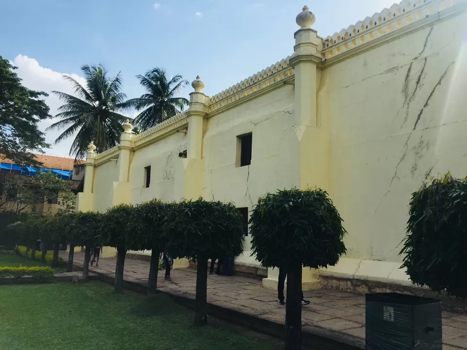 Photo of Tipu Sultan's Summer Palace, Tippu Sultan Palace Road, Chamrajpet, Bengaluru, Karnataka, India by Bhuvnesh Nigam