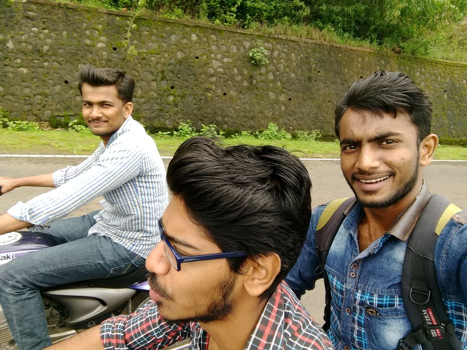 Photo of Pune, Maharashtra, India by Bhuvnesh Nigam