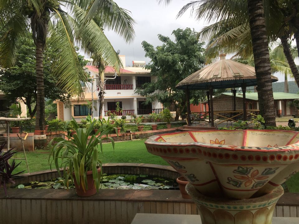 Photo of RutuGandh Lakeside Leisure Resort, Pune, Maharashtra, India by Bhuvnesh Nigam