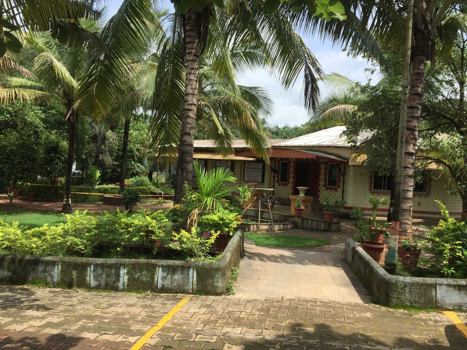 Photo of RutuGandh Lakeside Leisure Resort, Pune, Maharashtra, India by Bhuvnesh Nigam