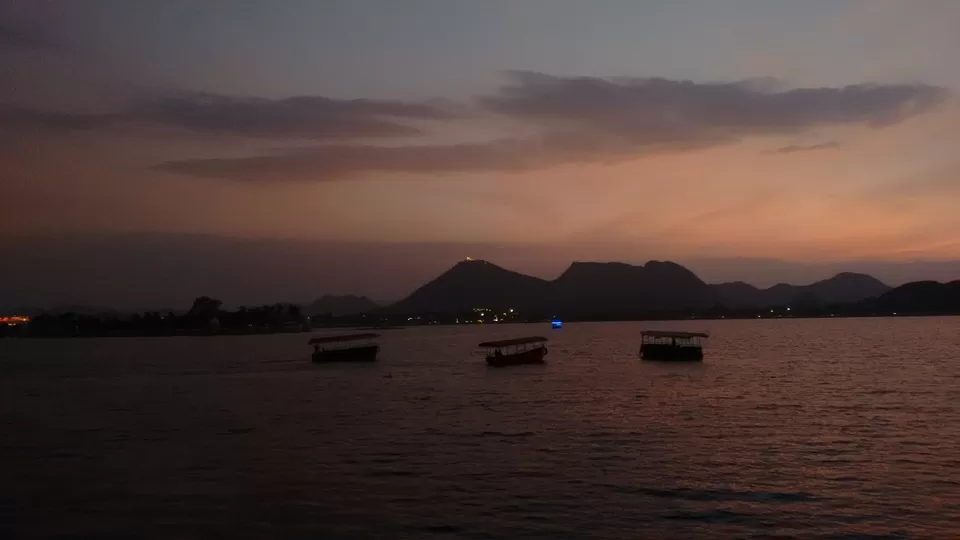 Photo of Fateh Sagar Lake, Udaipur, Rajasthan by Sidhi Kharkia