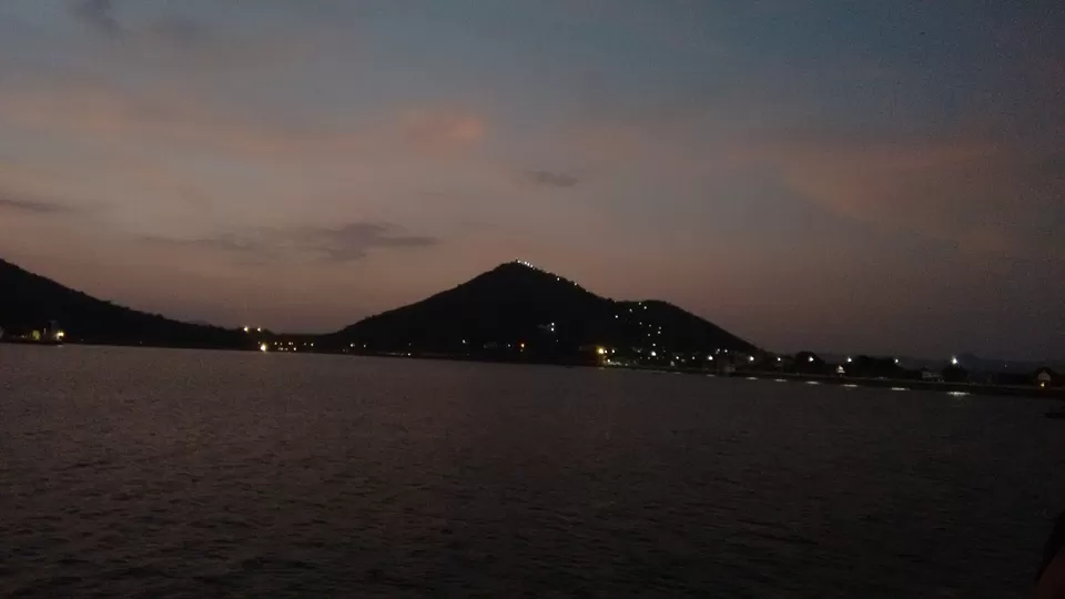 Photo of Fateh Sagar Lake, Udaipur, Rajasthan by Sidhi Kharkia