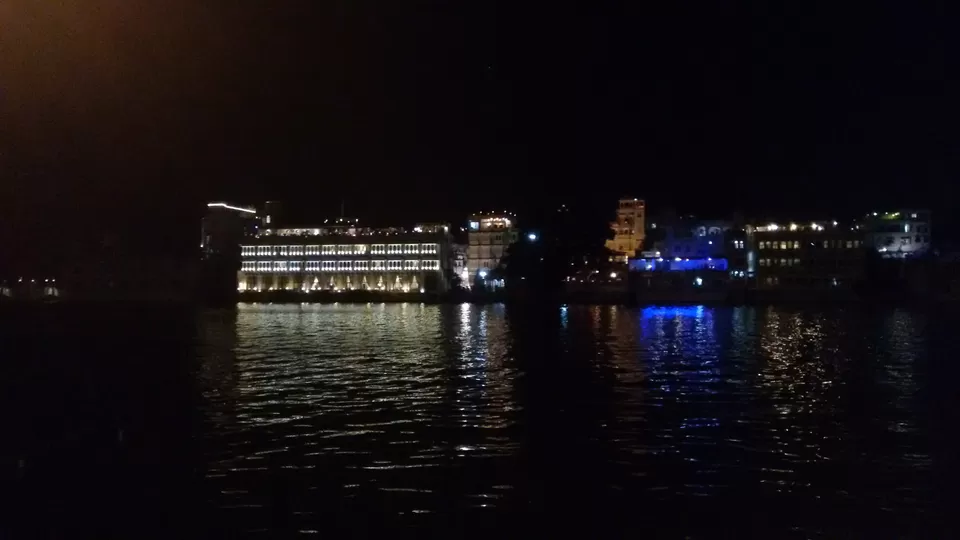 Photo of Lake Pichola, Pichola, Udaipur, Rajasthan by Sidhi Kharkia