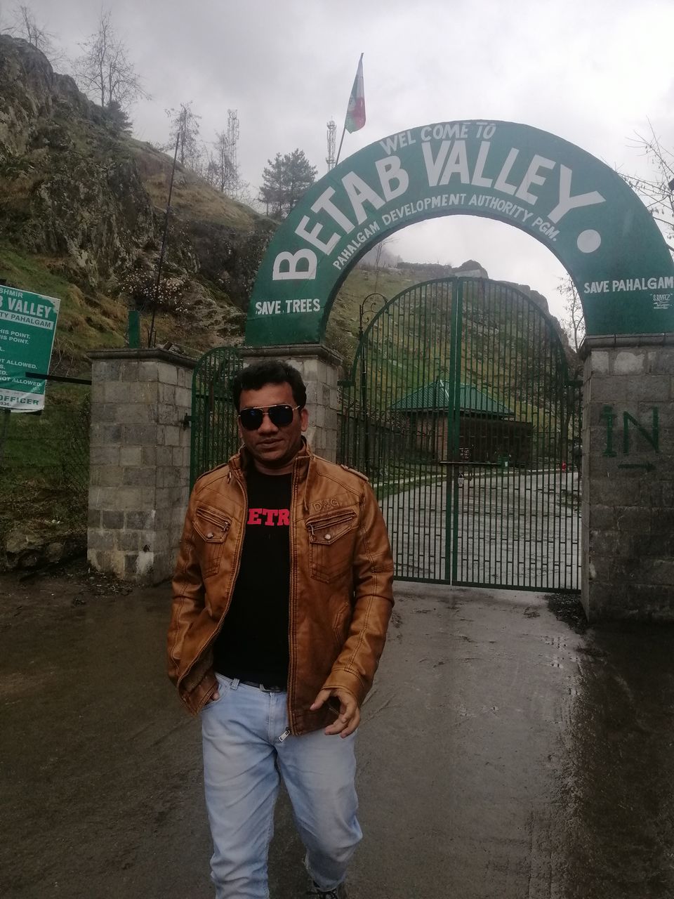 Photo of Betaab Valley, near Pahalgam, Baramulla, Hajan by Prabhakar Borade