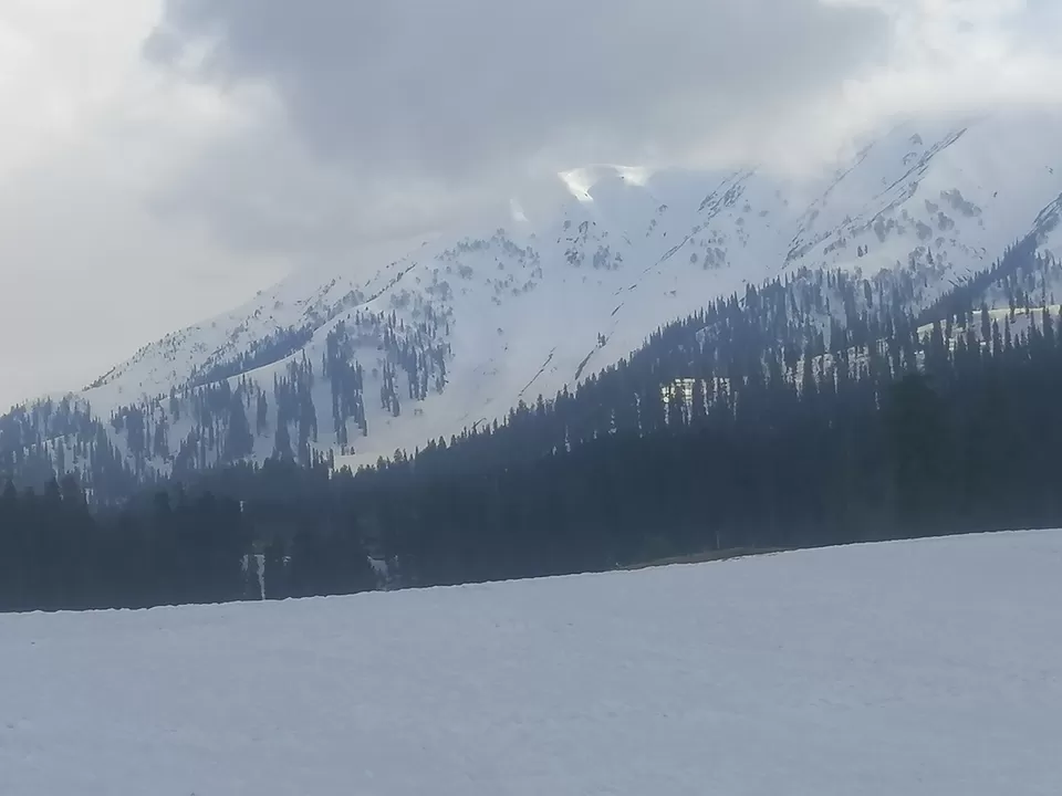 Photo of Gulmarg Golf Course, Gulmarg by Prabhakar Borade