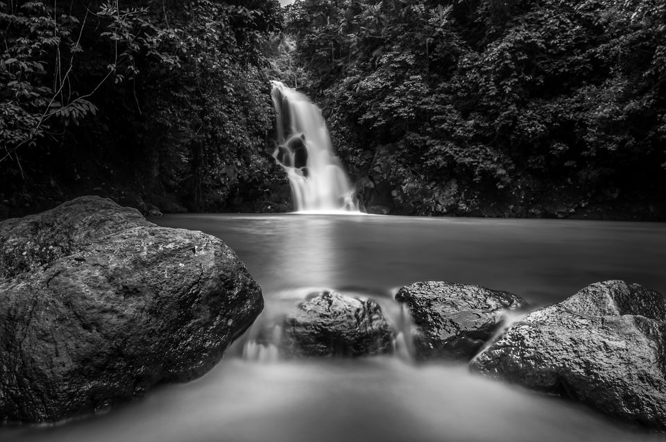 Photo of Aling-Aling Waterfall, Sambangan, Buleleng Regency, Bali, Indonesia by Barbie Goyal