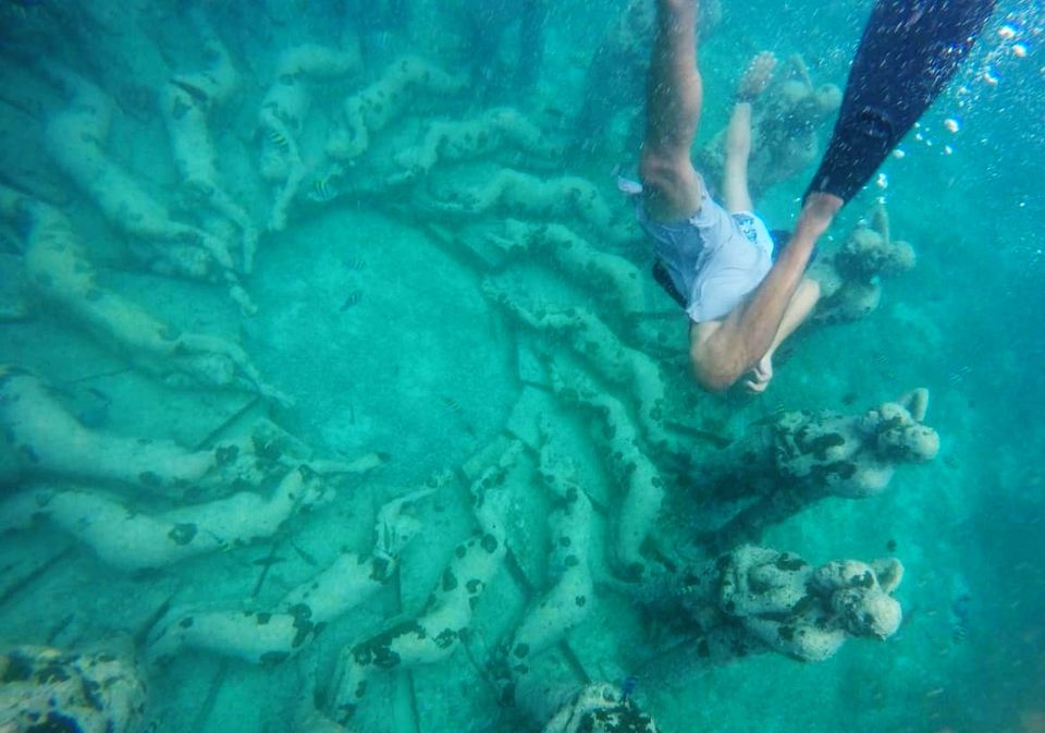 Photo of Snorkeling gili, Gili Indah, North Lombok Regency, West Nusa Tenggara, Indonesia by Barbie Goyal