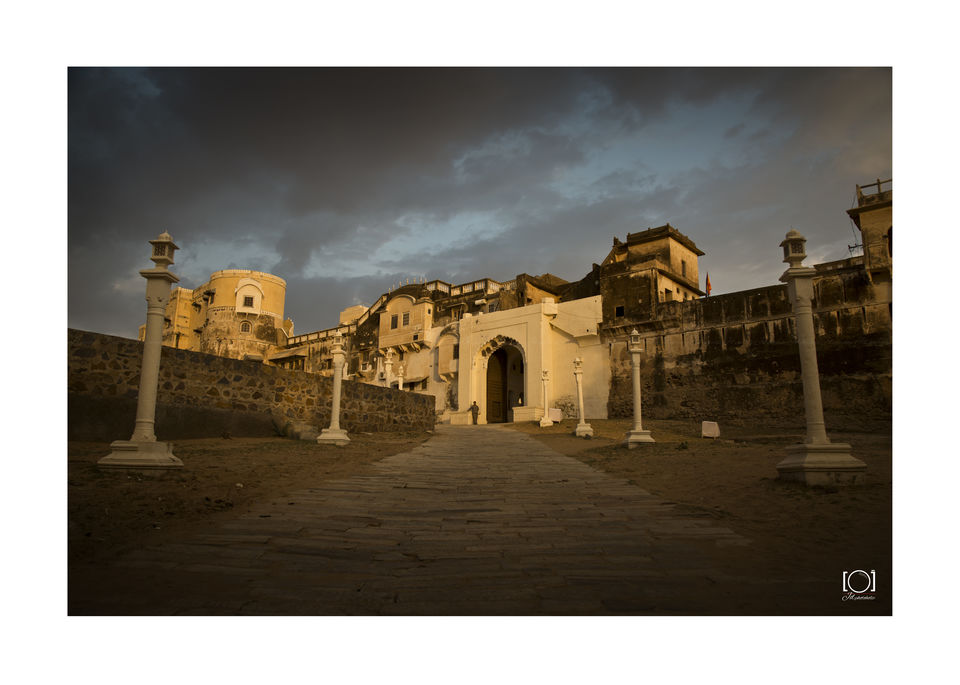Photo of A rich town of art 1/22 by divyajain888