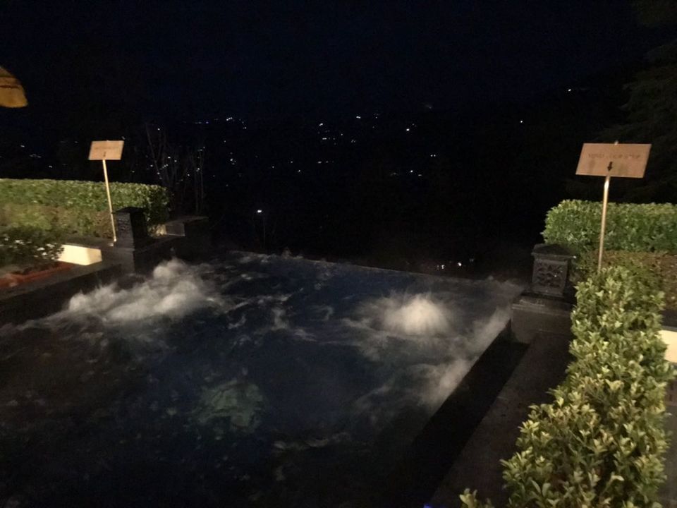 Photo of THIS PLACE IS NO LESS THAN HEAVEN 8/13 by TRAVEL BUFF