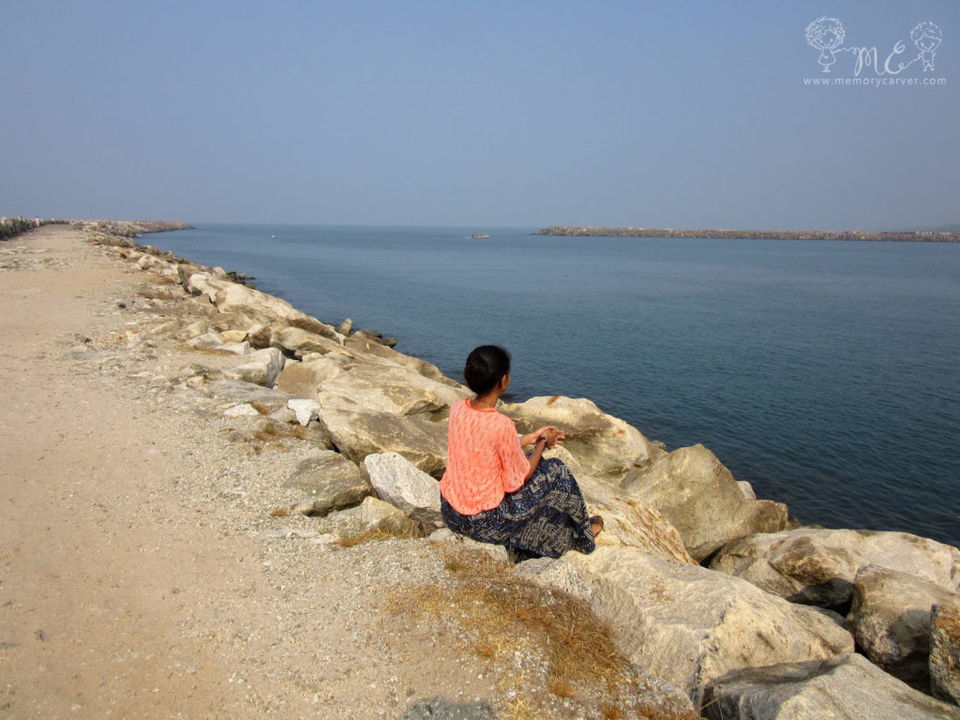 Photo of A must visit Beach in Kerala - Azheekal Beach! 3/4 by Memory carver