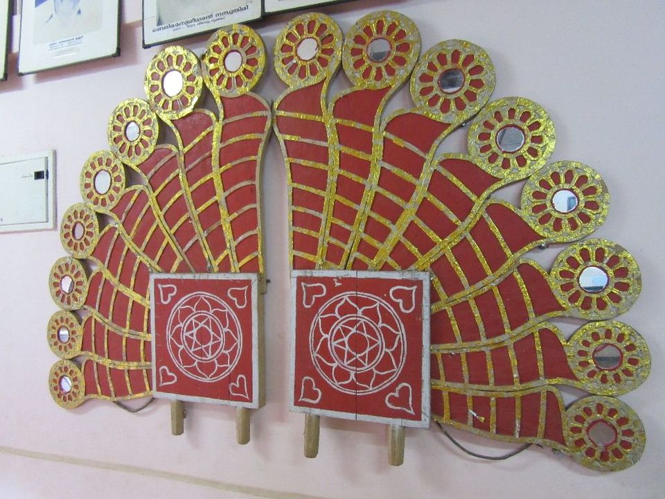 Photo of An indigenous art form of Kerala - Theyyam 1/8 by Memory carver
