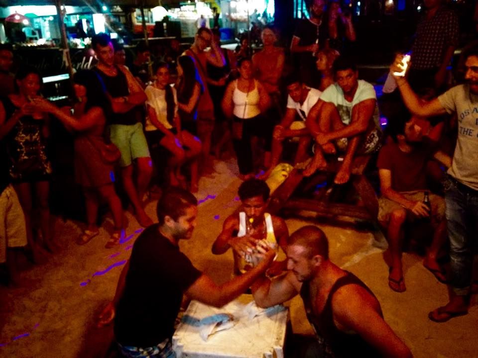 Photo of Backpacking Koh Phangan : Parties Sangsom-Buckets Sunsets and More Parties. 6/10 by Brokedudetraveling