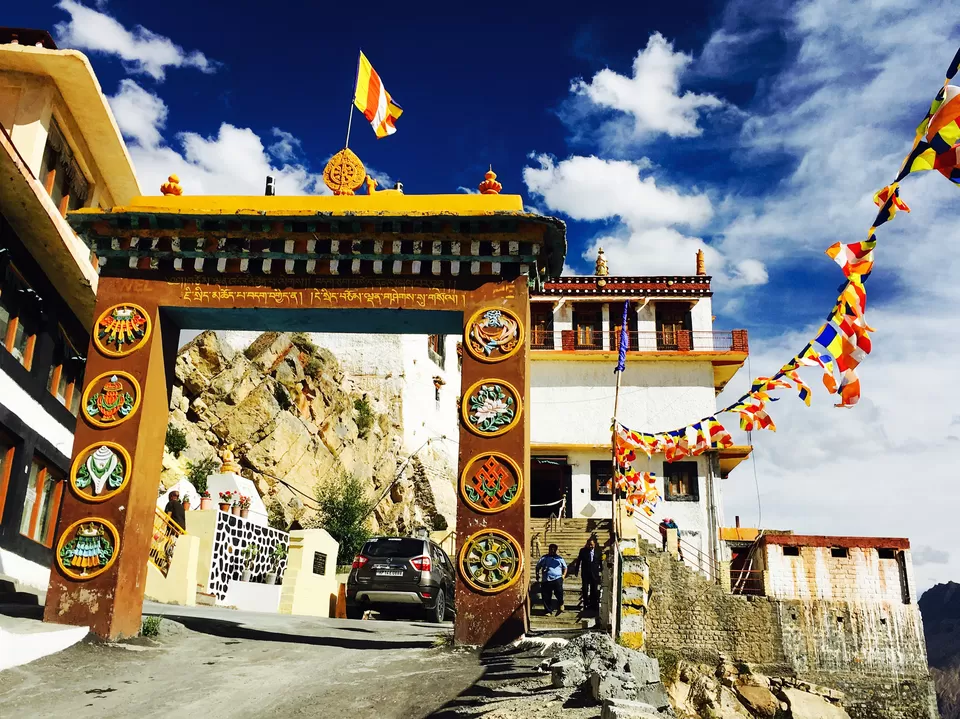 Photo of Chandra Taal, Lahaul And Spiti, Himachal Pradesh, India by Riddhi Anand