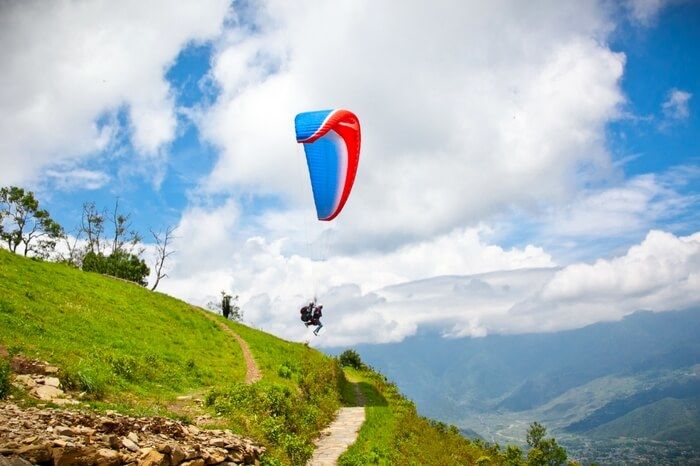 Photo of Paragliding in Himachal by Nishant Tyagi