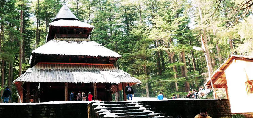 Photo of Manali: India's "Honeymoon capital" 1/4 by Nishant Tyagi