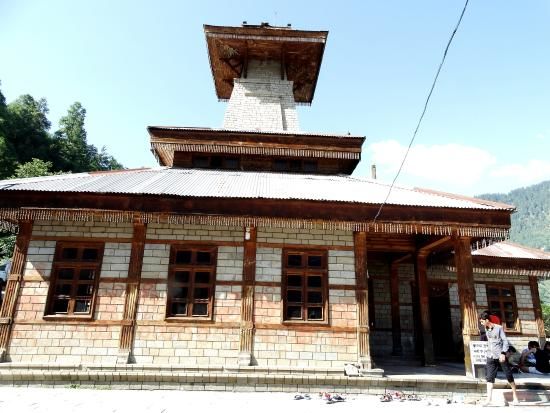 Photo of Manali: India's "Honeymoon capital" 3/4 by Nishant Tyagi