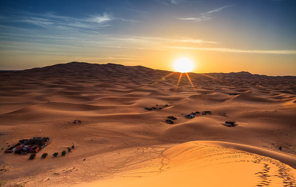 Photo of Abu Dhabi : A Placeof Luxary & Adventure" 4/17 by Nishant Tyagi