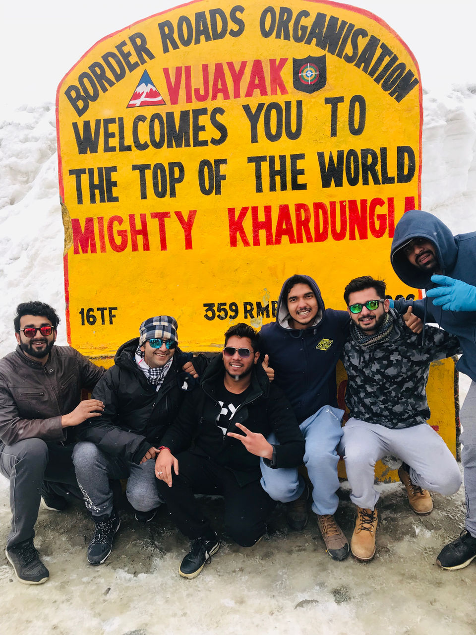 Photo of Khardung La Road by Kanishk Daima
