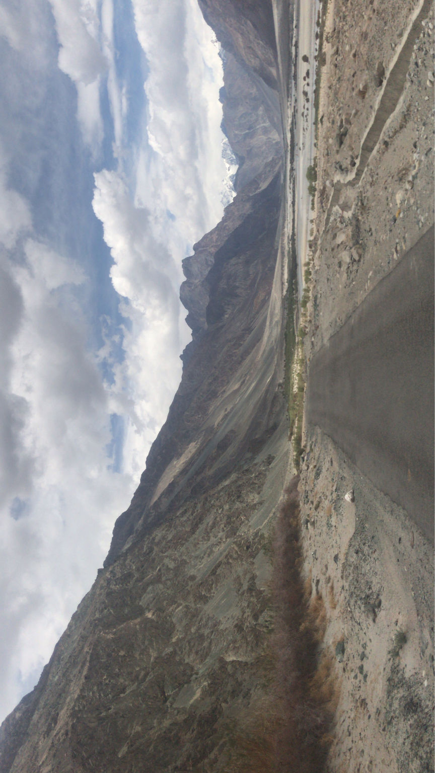 Photo of Khardung La Road by Kanishk Daima