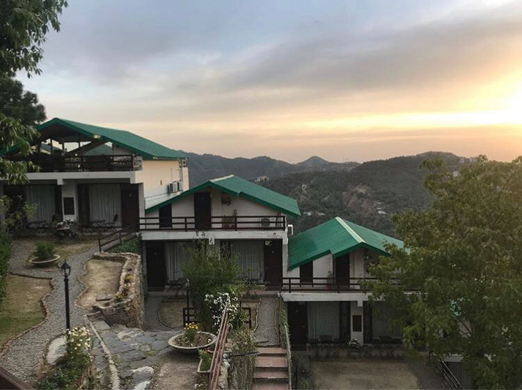 Photo of Shoghi-One Day drive To Himachal by Kanishk Daima