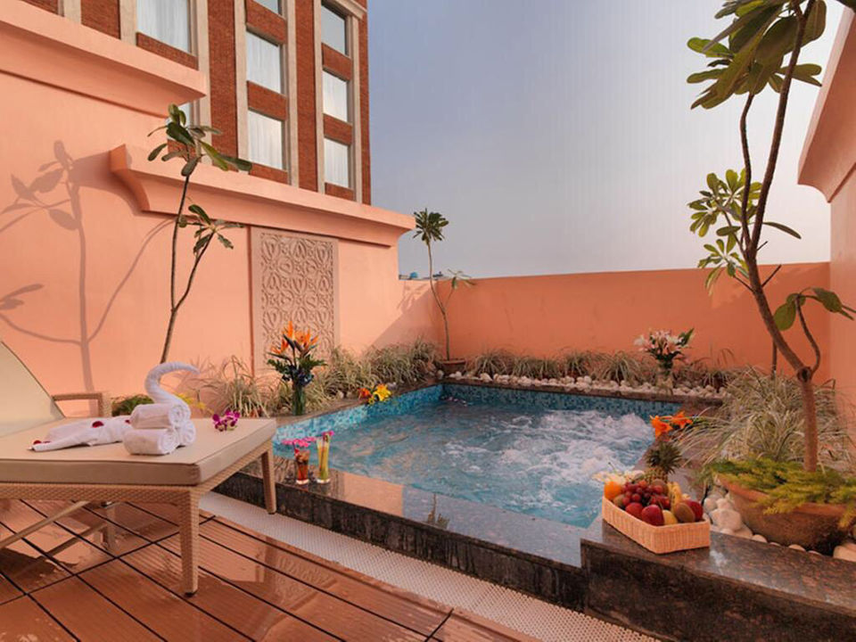 Photo of Ever visited A Plunge Pool In Jaipur? by Kanishk Daima