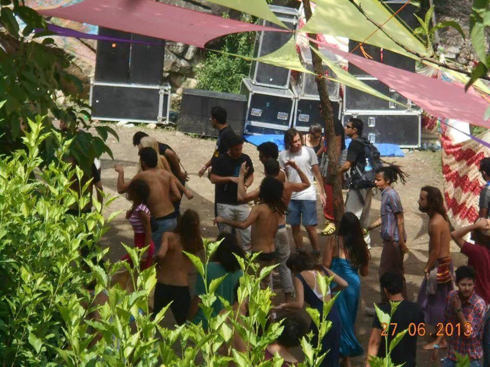 Photo of Rave Party(illegal) In Kasol-For First Timers. by Kanishk Daima