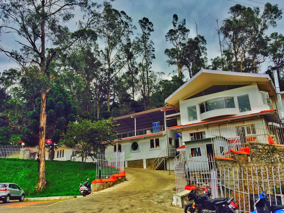 Photo of Earl's Secret, Police Quarters, Pudumund, Ooty, Tamil Nadu, India by Debalina Gupta
