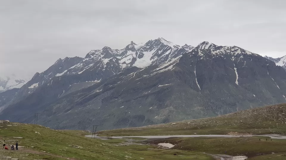 Photo of Rohtang Pass, Himachal Pradesh by The Foodie Rider