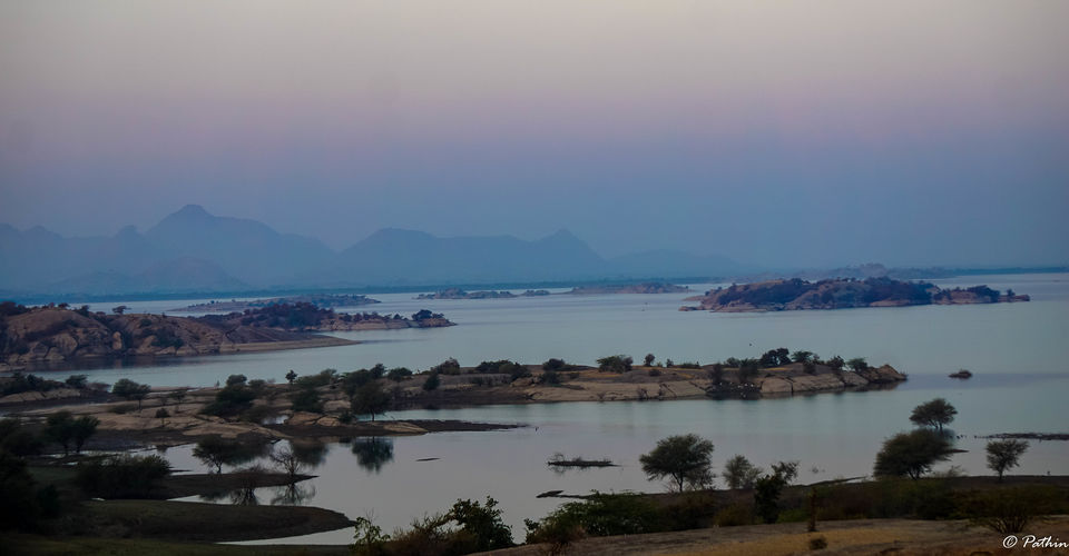 Photo of LEOPARD SPOTTING IN JAWAI, RAJASTHAN by Pathin