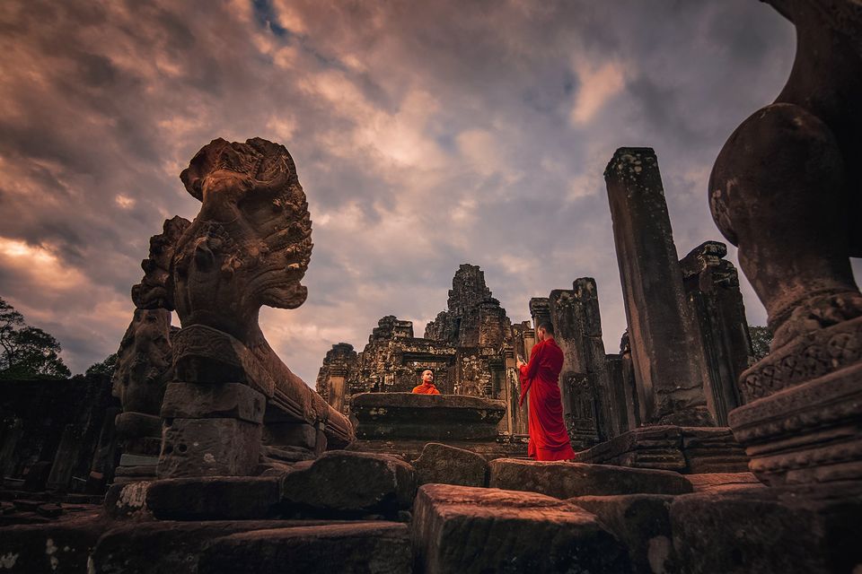 Photo of Experience Cambodian Culture with these Images of Young Monks in Ancient Temples 3/5 by riddhidebh