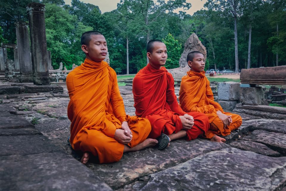 Photo of Experience Cambodian Culture with these Images of Young Monks in Ancient Temples 4/5 by riddhidebh