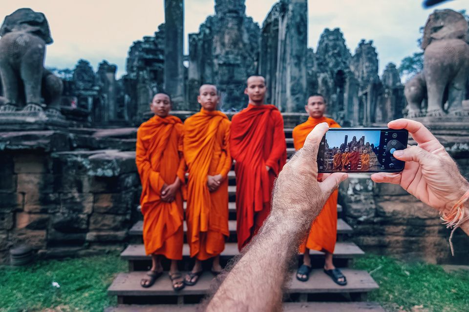 Photo of Experience Cambodian Culture with these Images of Young Monks in Ancient Temples 5/5 by riddhidebh