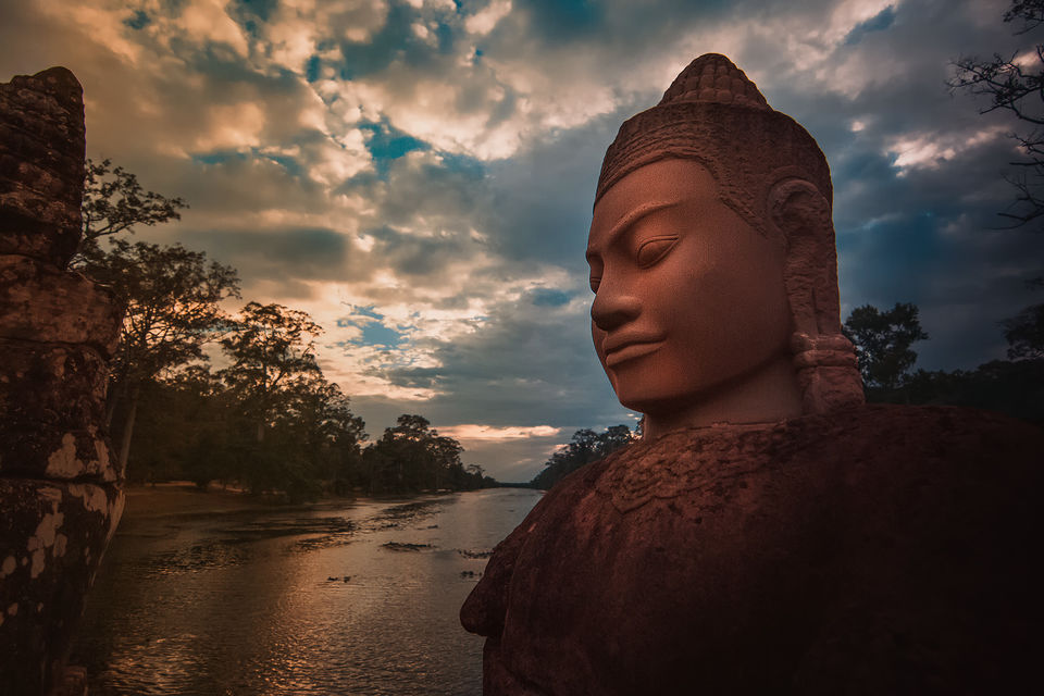 Photo of Experience Cambodian Culture with these Images of Young Monks in Ancient Temples by riddhidebh
