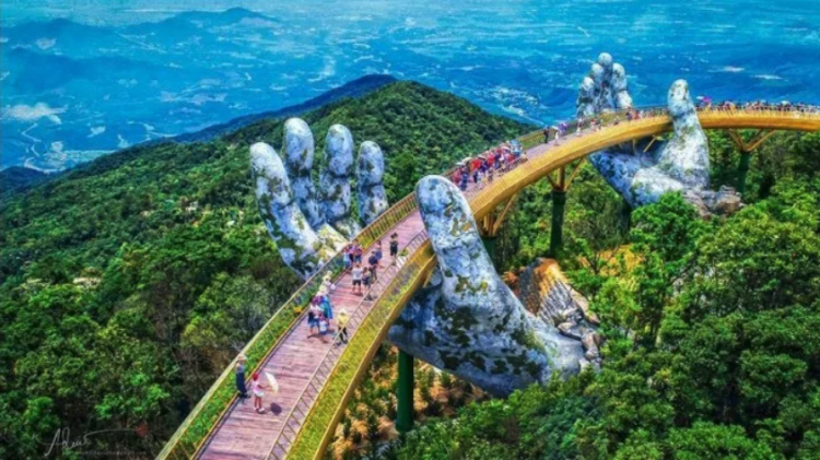 Photo of Want to Visit the Vietnam's Golden Bridge? Here's all you need to know to backpack across Vietnam! by Anandita Pattnaik