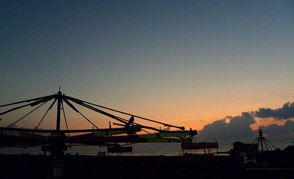 Photo of Besant Nagar Beach, Elliot's Promenade, Urrur Kuppam, Chennai, Tamil Nadu, India by Shivaani Harmsen