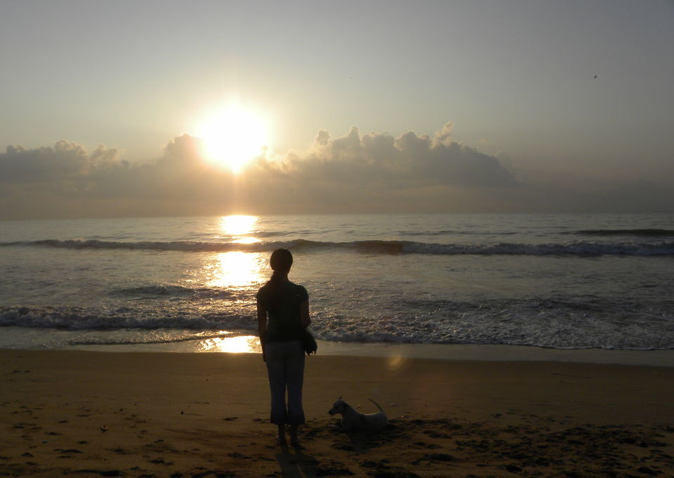 Photo of Besant Nagar Beach, Elliot's Promenade, Urrur Kuppam, Chennai, Tamil Nadu, India by Shivaani Harmsen