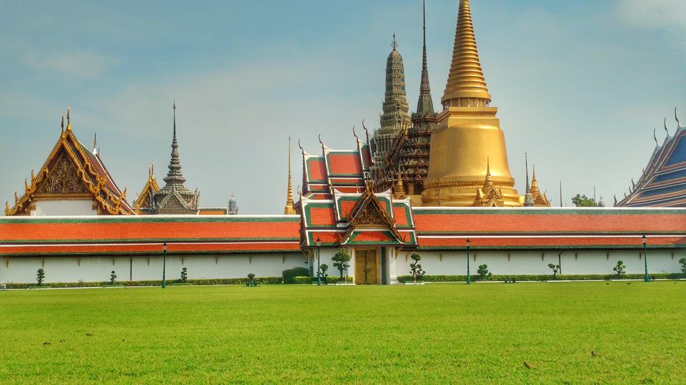 Photo of The Grand Palace Na Phra Lan Road Phra Nakhon Bangkok Thailand by MissDoLittle a.k.a Khushbu Jhaveri