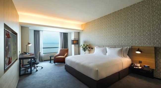 Photo of Places to Visit in Malaysia: Big Cities, Bright Lights And Pristine Beaches (6D/5N) by Tripoto