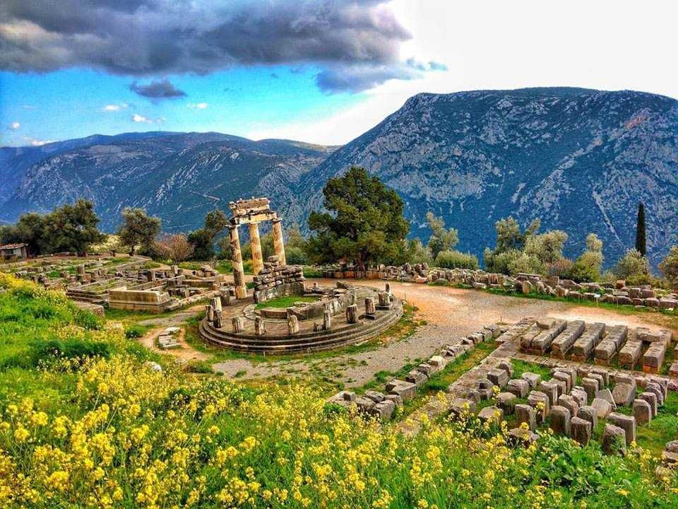 Photo of 18 Days Solo Backpacking Across Greece by Solo Traveler Nafeesa
